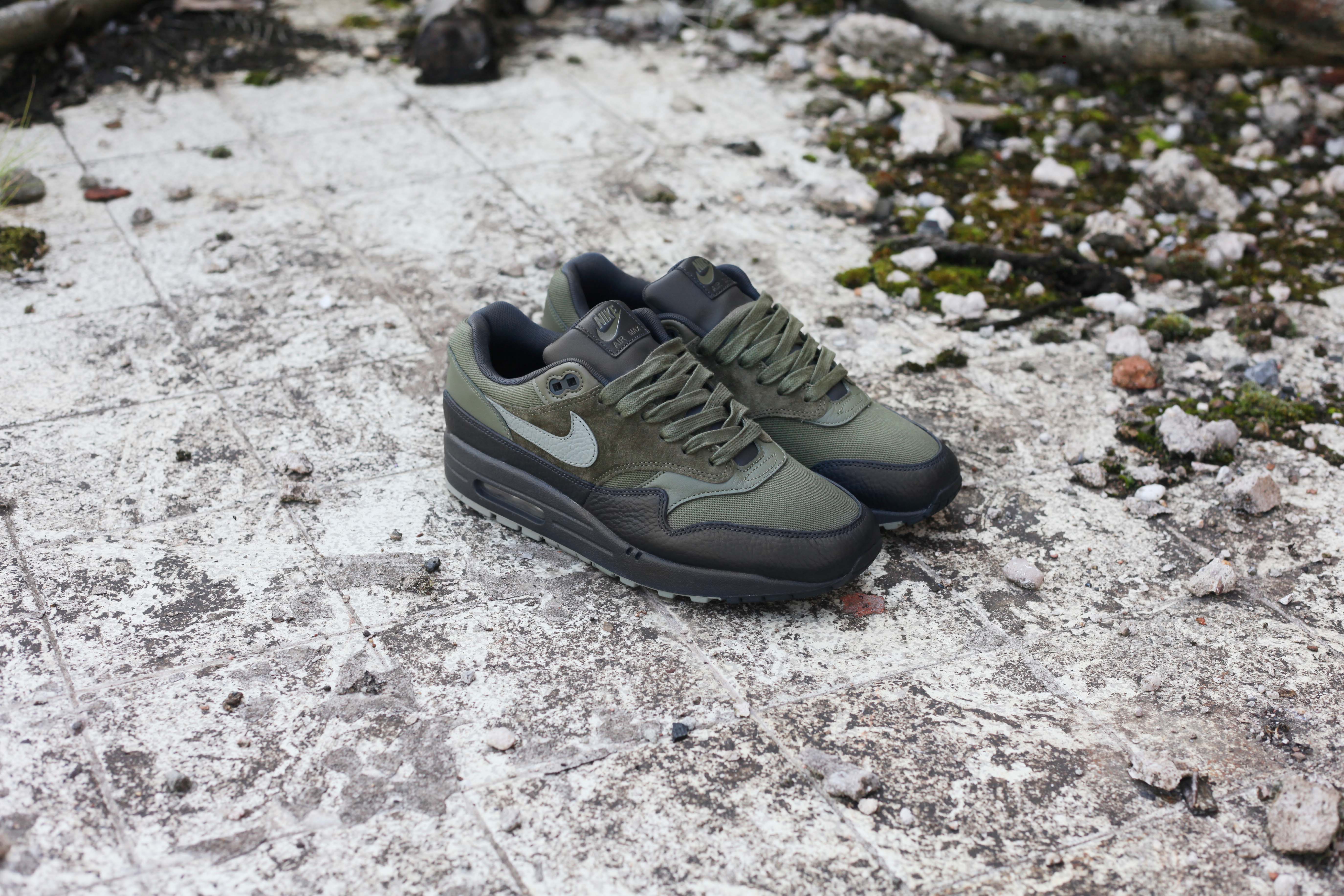 Nike Air Max 1 Premium - 